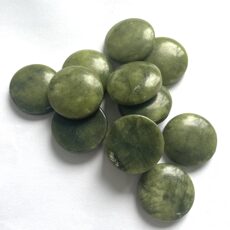 Xiuyan jade (岫玉)