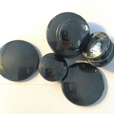 Magnetic Stone (磁石)